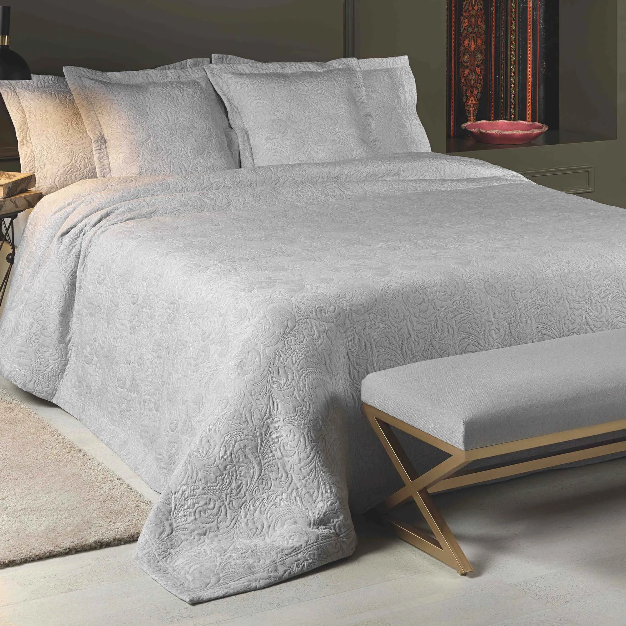 Forest Woven Bedspread - Silver